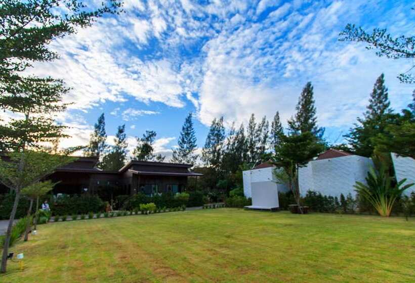 בית מלון כפרי Pranburi Cabana Resort