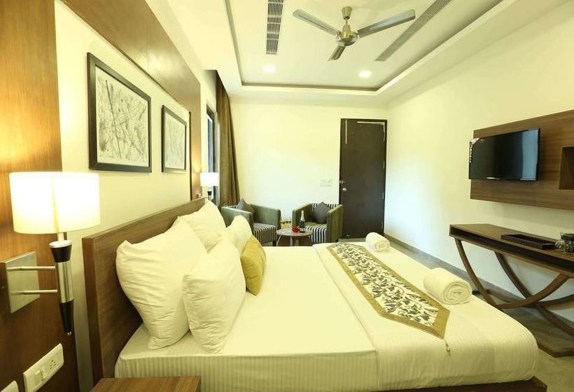 فندق Safari Park Resort