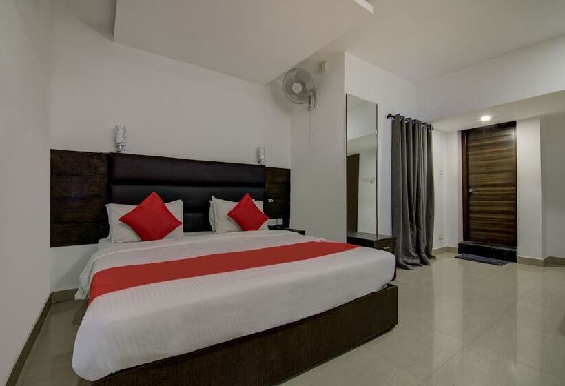 בית מלון כפרי Sai International Serviced Apartments