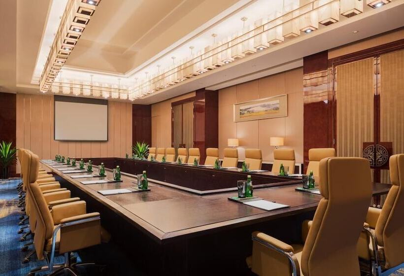 فندق Wanda Realm Chifeng