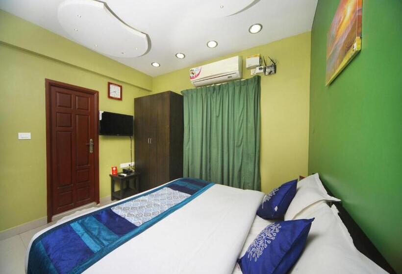 Max Classic Serviced Apartment