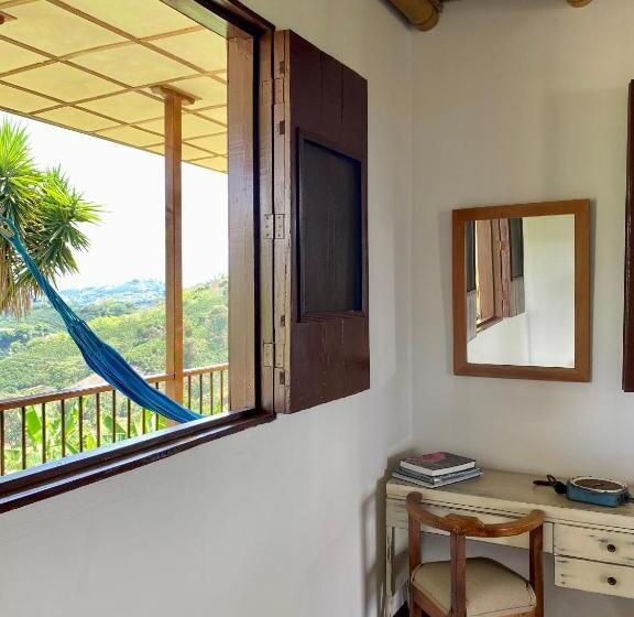 בית מלון כפרי Hacienda La Mesa   Coffee Farm