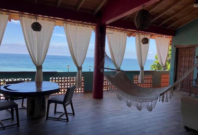 فندق Treasure By The Sea Resort   Happy Hill