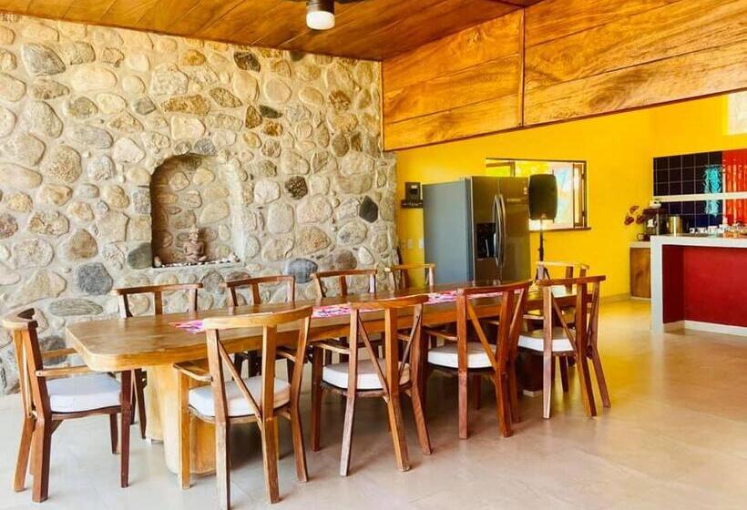 فندق Treasure By The Sea Resort   Happy Hill