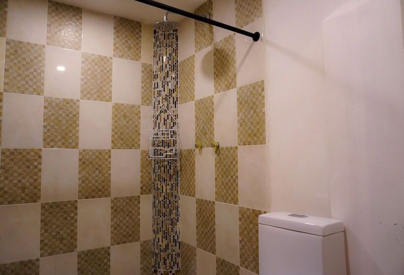 فندق Choloa
