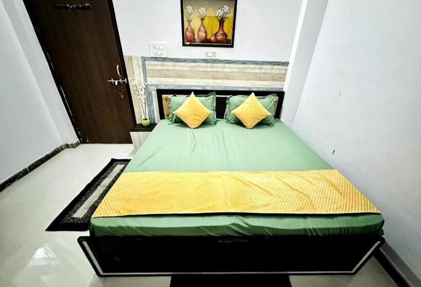 بنسيون Atithi Guest House