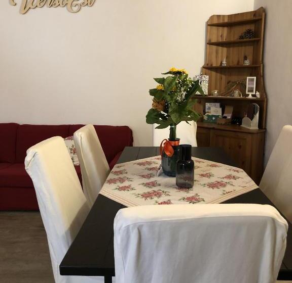 פנסיון Verso Est