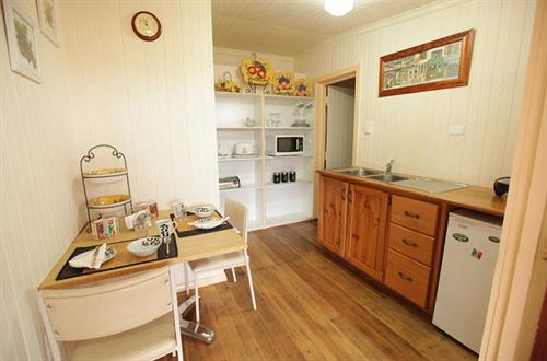 Bed and Breakfast Carter Cottages