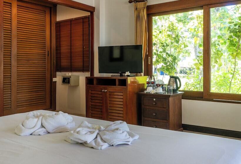 ホテル Am Samui Resort Taling Ngam