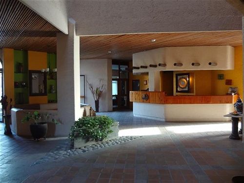 هتل Cabo Marina Beach Condos