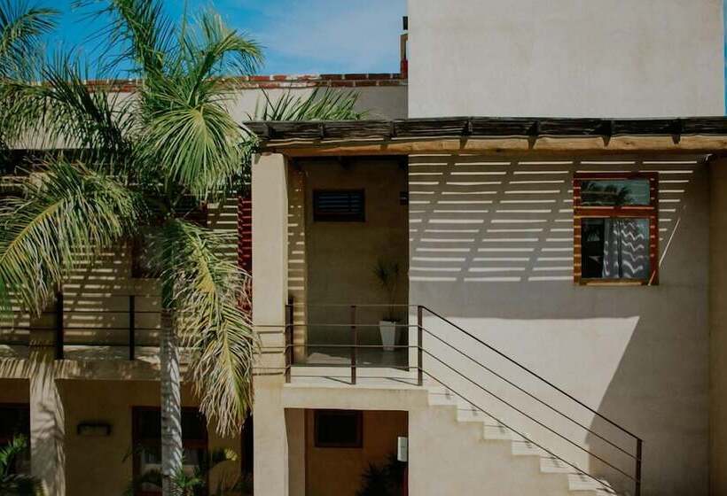 هتل Casa Tota