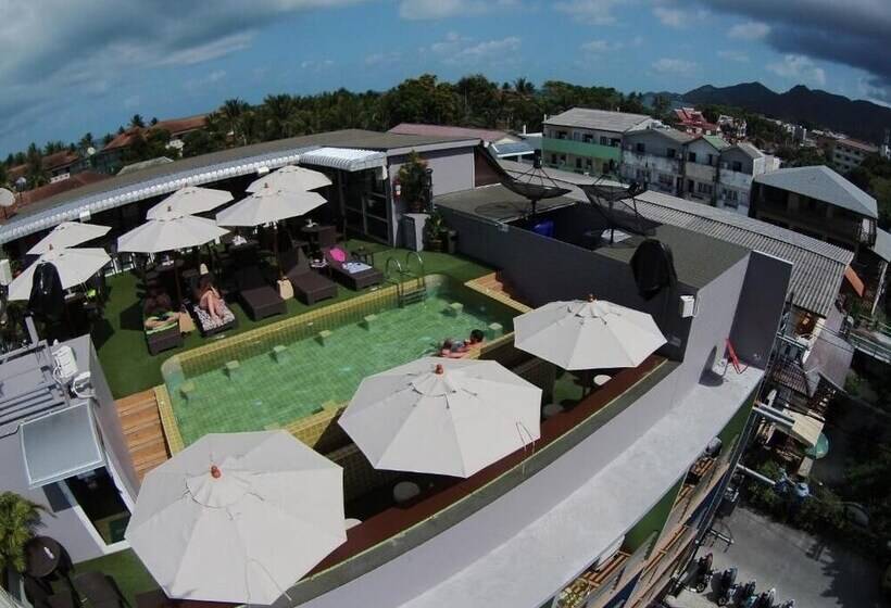 هتل Cheeky Monkey S Samui