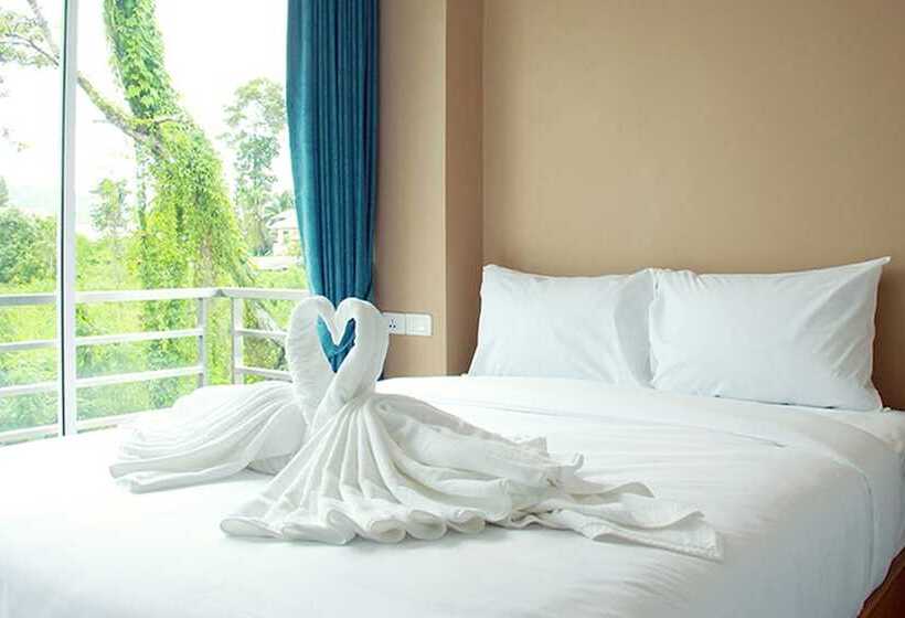 هتل Cheeky Monkey S Samui