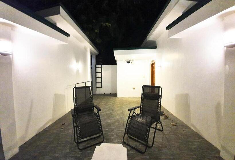 酒店 Cocoloco Beach Resort