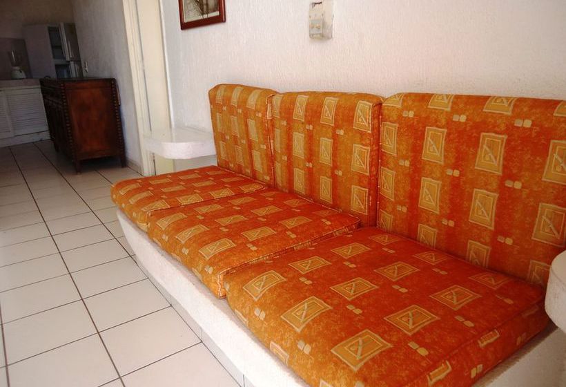 فندق Bagasi Manzanillo