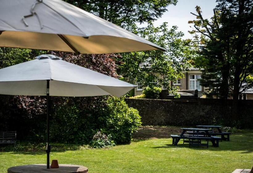 فندق Findon Manor