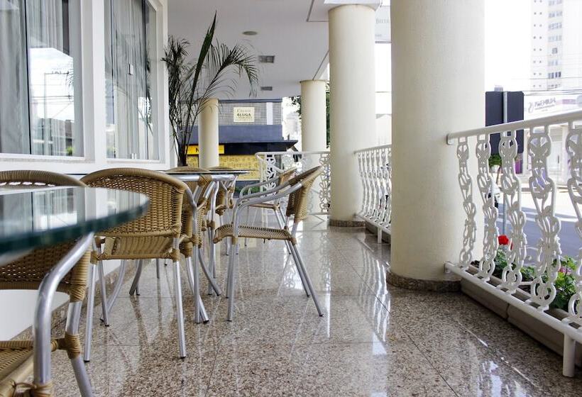 בית מלון כפרי Francisco Beltrão Palace