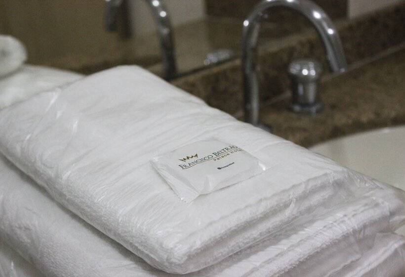 בית מלון כפרי Francisco Beltrão Palace