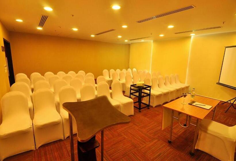 Keys Select By Lemon Tree Hotels, Kochi