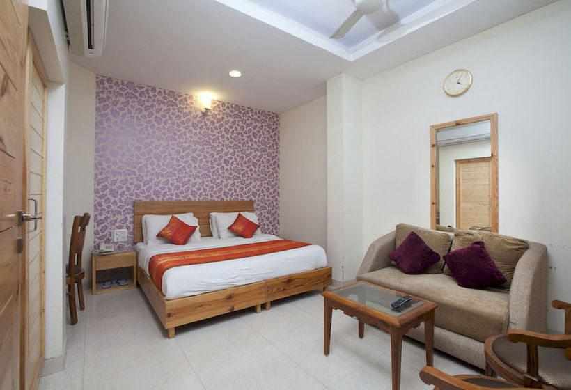 Hotel Oyo Rooms Jamia River View