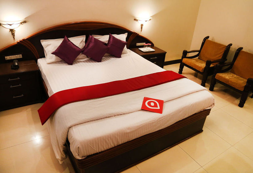 בית מלון כפרי Oyo Rooms Pimpri Finolex Chowk