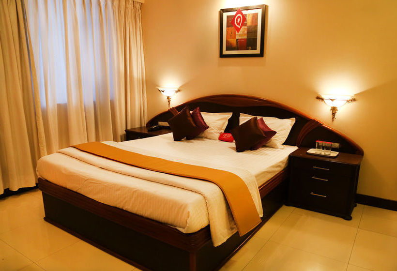 בית מלון כפרי Oyo Rooms Pimpri Finolex Chowk