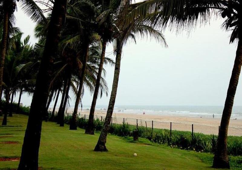 호텔 Planet Hollywood Beach Resort Goa