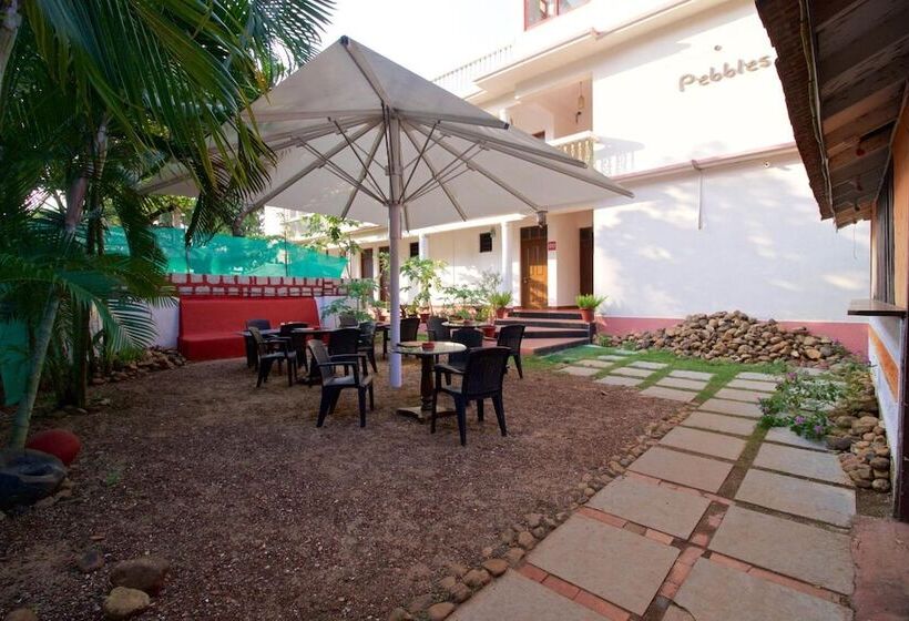 پانسیون Pebbles Guesthouse