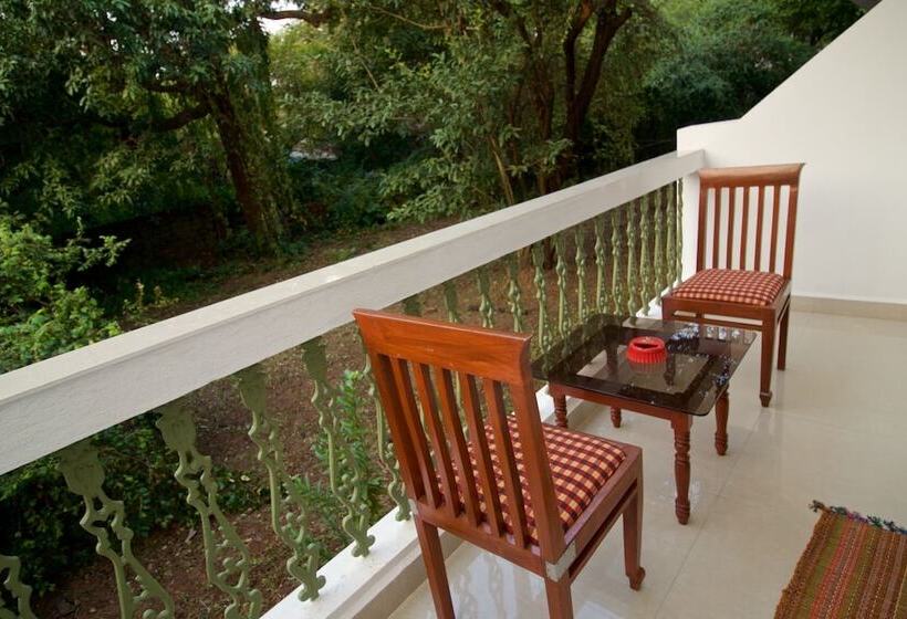 پانسیون Pebbles Guesthouse