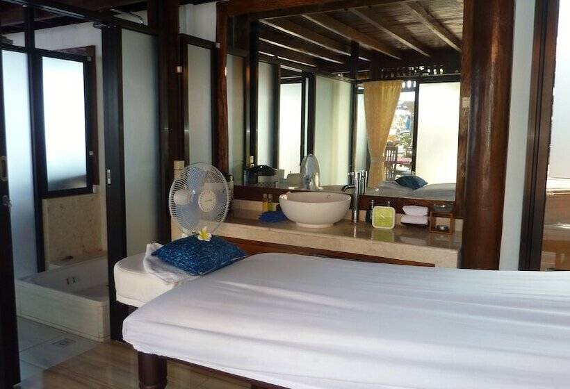 منتجع Amed Cafe & Hotel Kebun Wayan