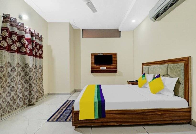 ホテル Itsy By Treebo Sk Grand