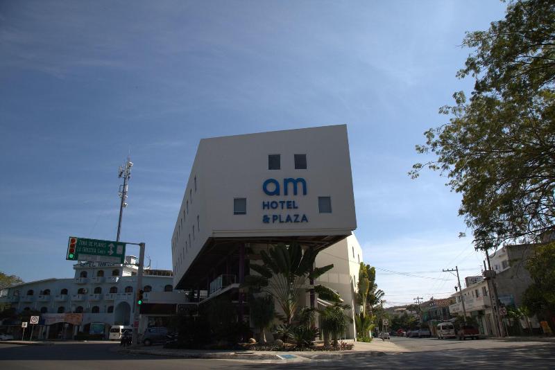 Am Hotel & Plaza