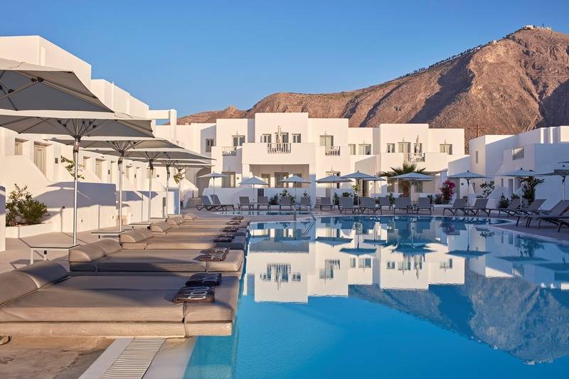 هتل Aqua Blue Beach