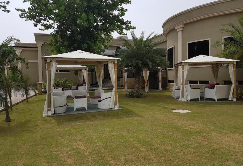 בית מלון כפרי Atrio  By Devam