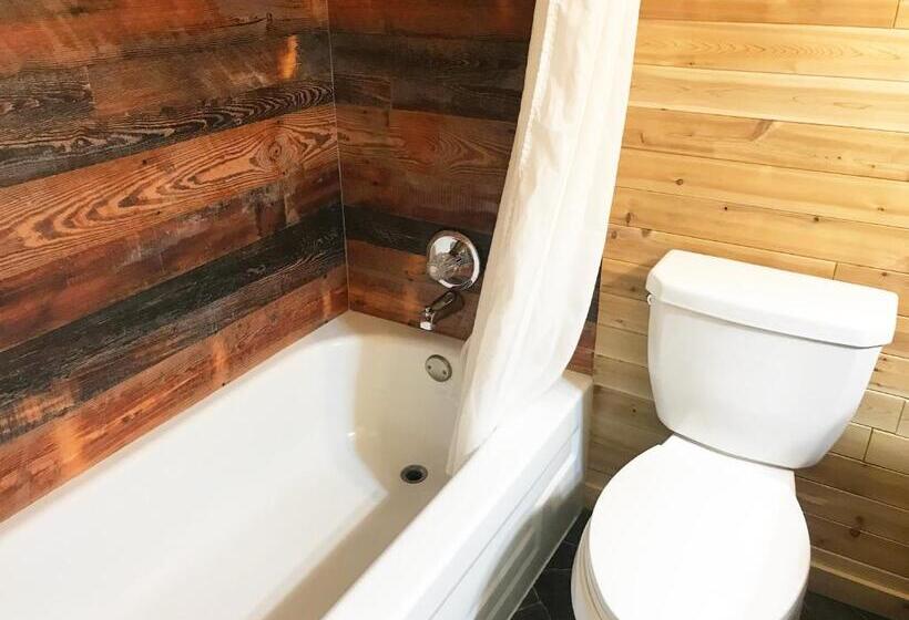 فندق Copper River Inn