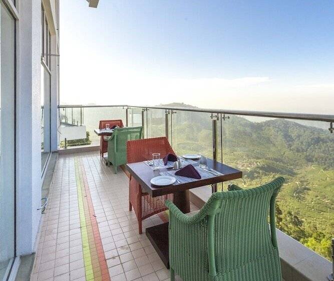 ホテル Fragrant Nature Munnar A Five Star Classified