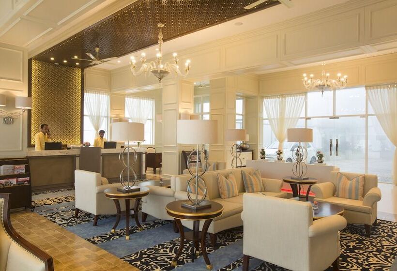 ホテル Fragrant Nature Munnar A Five Star Classified