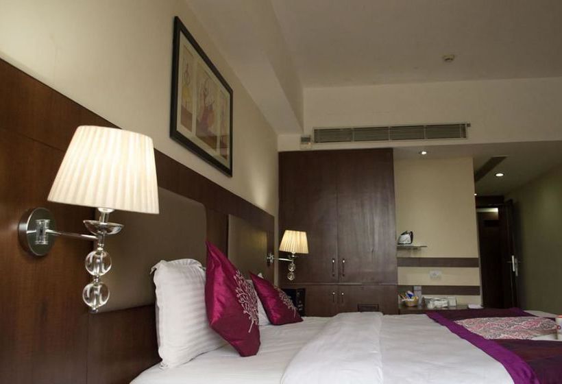 Hotel Oyo Premium Vani Vihar