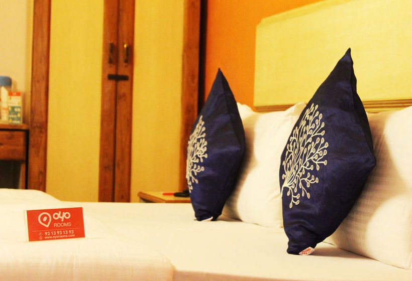 Hotel Oyo Rooms Noida Sector 12