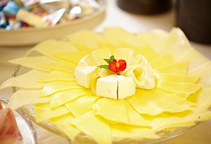 هتل Penzion Kostnický Dům