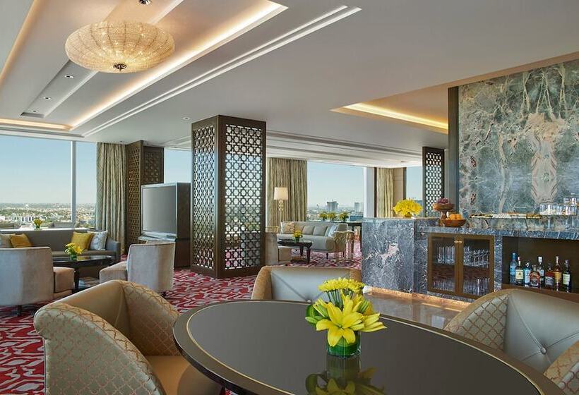 ホテル Shangrila Bengaluru