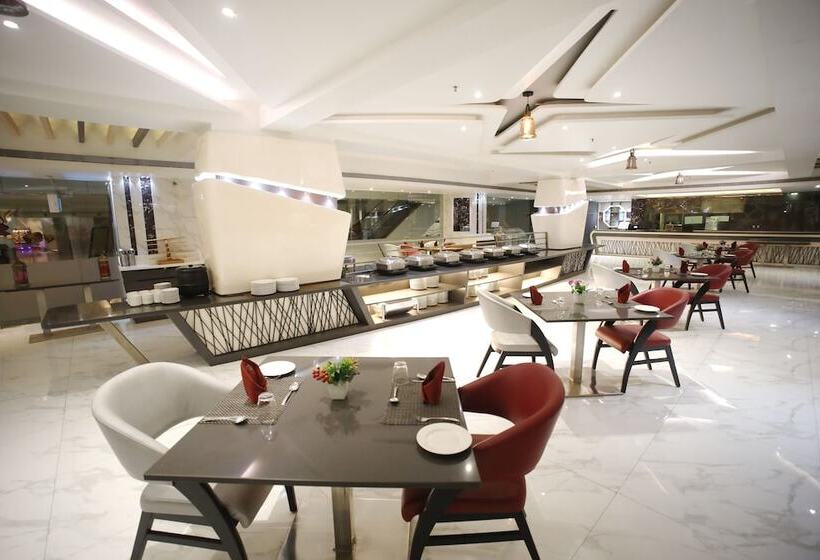 בית מלון כפרי The Byke Suraj Plaza Pure Veg, Thane