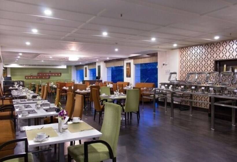 בית מלון כפרי The Byke Suraj Plaza Pure Veg, Thane