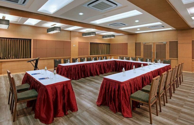 בית מלון כפרי The Fern Residency Somnath