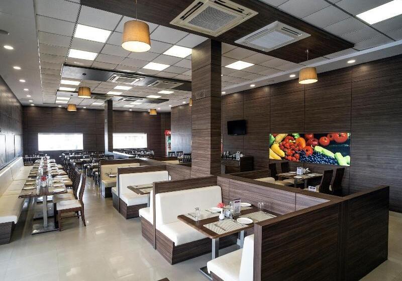 בית מלון כפרי The Fern Residency Somnath