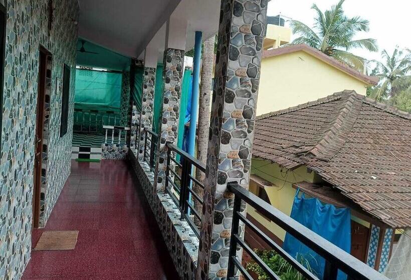 پانسیون Romaldo Guesthouse