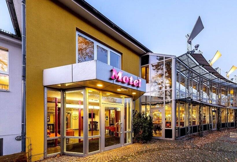 בית מלון כפרי Hannover Garbsen