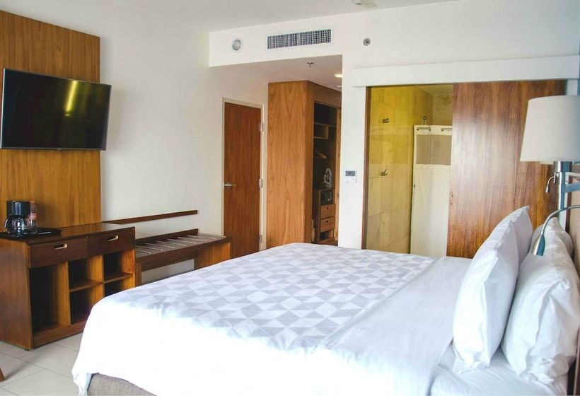 هتل Holiday Inn Huatulco, An Ihg