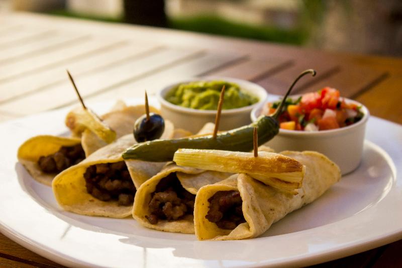 هتل Holiday Inn Huatulco, An Ihg