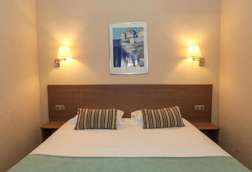 هتل Hôtel Duc De Padoue